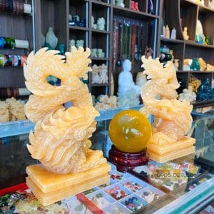 Cặp rồng đá và quả cầu đá phong thuỷ