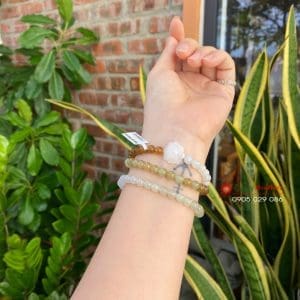 Chuỗi vòng tay ngọc hòa điền