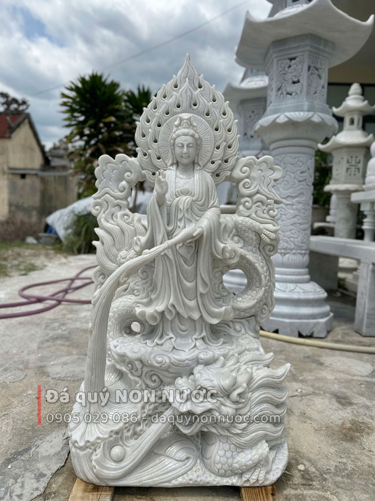 Tượng quan âm bồ tát cưỡi rồng