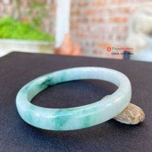 Vòng tay nguyên khối đá cẩm thạch bản vuông