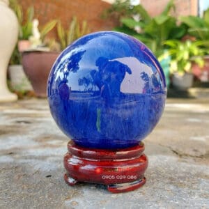 Quả cầu đá thủy tinh núi lửa