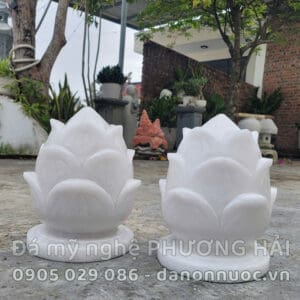 Hoa sen đá đặt mộ