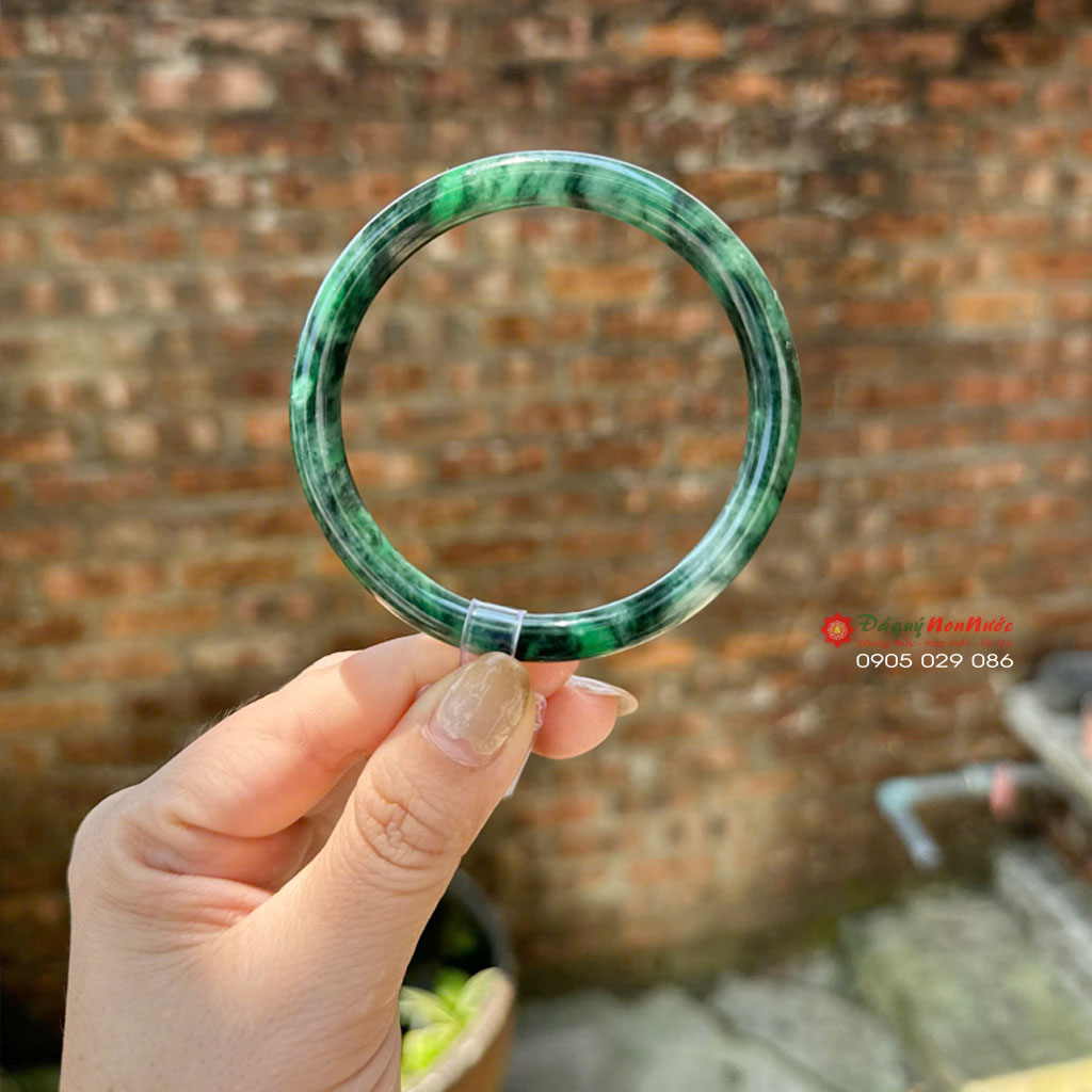 Kiềng ngọc Jadeite kiểm định 5 kieng ngoc son thuy 3