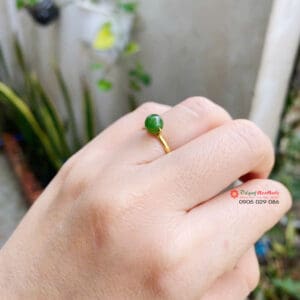 Nhẫn ngọc bích vàng 18k