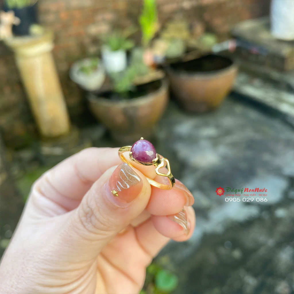 Nhẫn vàng Ruby huyết bồ câu 2 nhan vang ruby 1