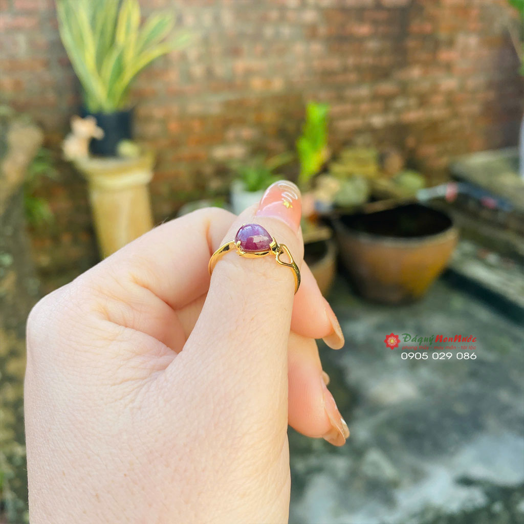 Nhẫn vàng Ruby huyết bồ câu 1 Nhẫn vàng Ruby huyết bồ câu
