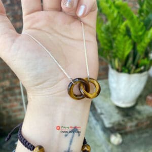 Dây đeo hai vòng tròn lồng vào nhau