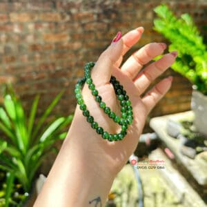 Vòng tay đá ngọc bích 6ly
