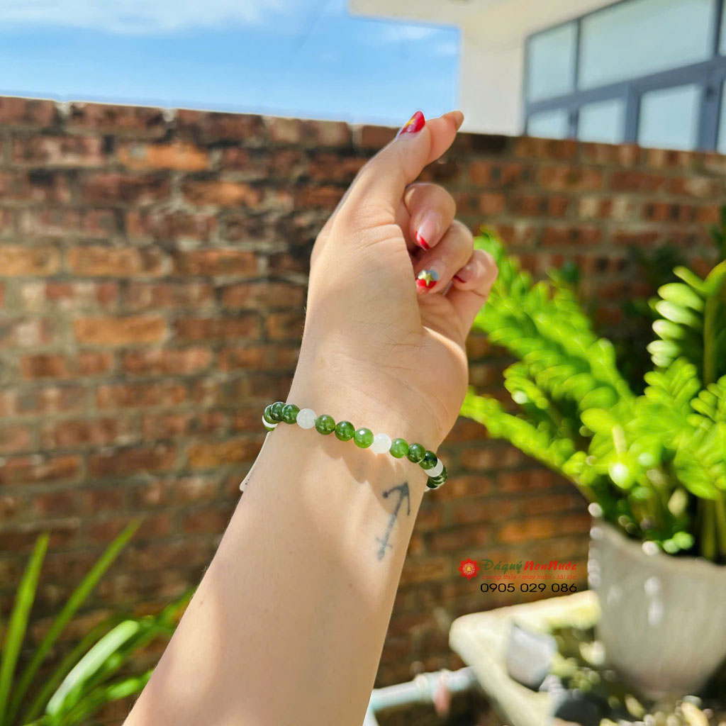 Vòng tay đá ngọc bích mix bạch ngọc