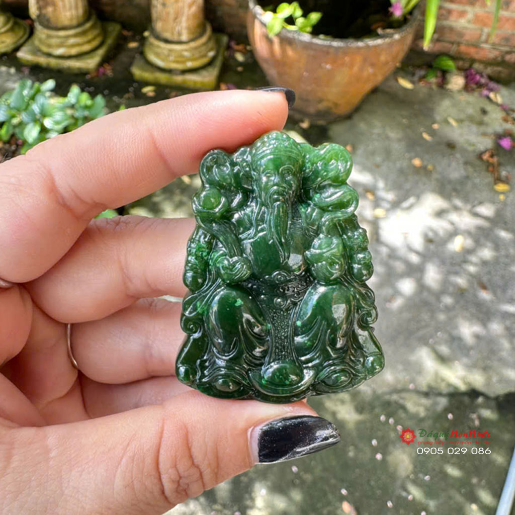 Mặt dây chuyền ông Thần Tiền đá ngọc bích