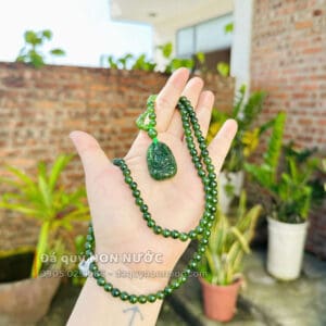 Dây chuyền phật Thiên Thủ Thiên Nhãn Ngọc Bích