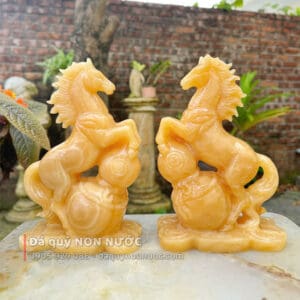 Tượng ngựa đá