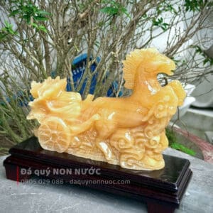 Tượng ngựa kéo bắp cải