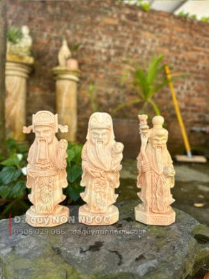 Tượng đá Phúc Lộc Thọ