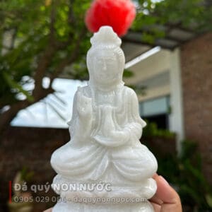 Tượng Phật quan âm ngồi